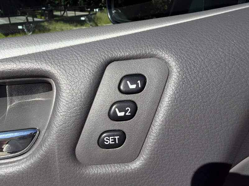 Used 2009 Toyota Sienna AWD image 31
