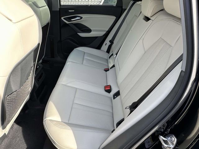 New 2027 Audi Q6 e-tron Premium AWD/4WD image 5