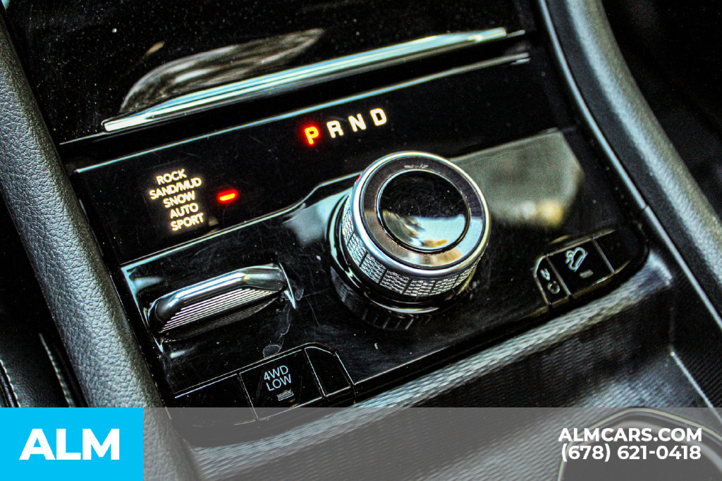 Used 2024 Jeep Grand Cherokee Limited 4xe AWD/4WD image 32