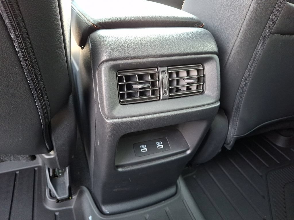 Used 2024 Honda CR-V Sport Touring image 11