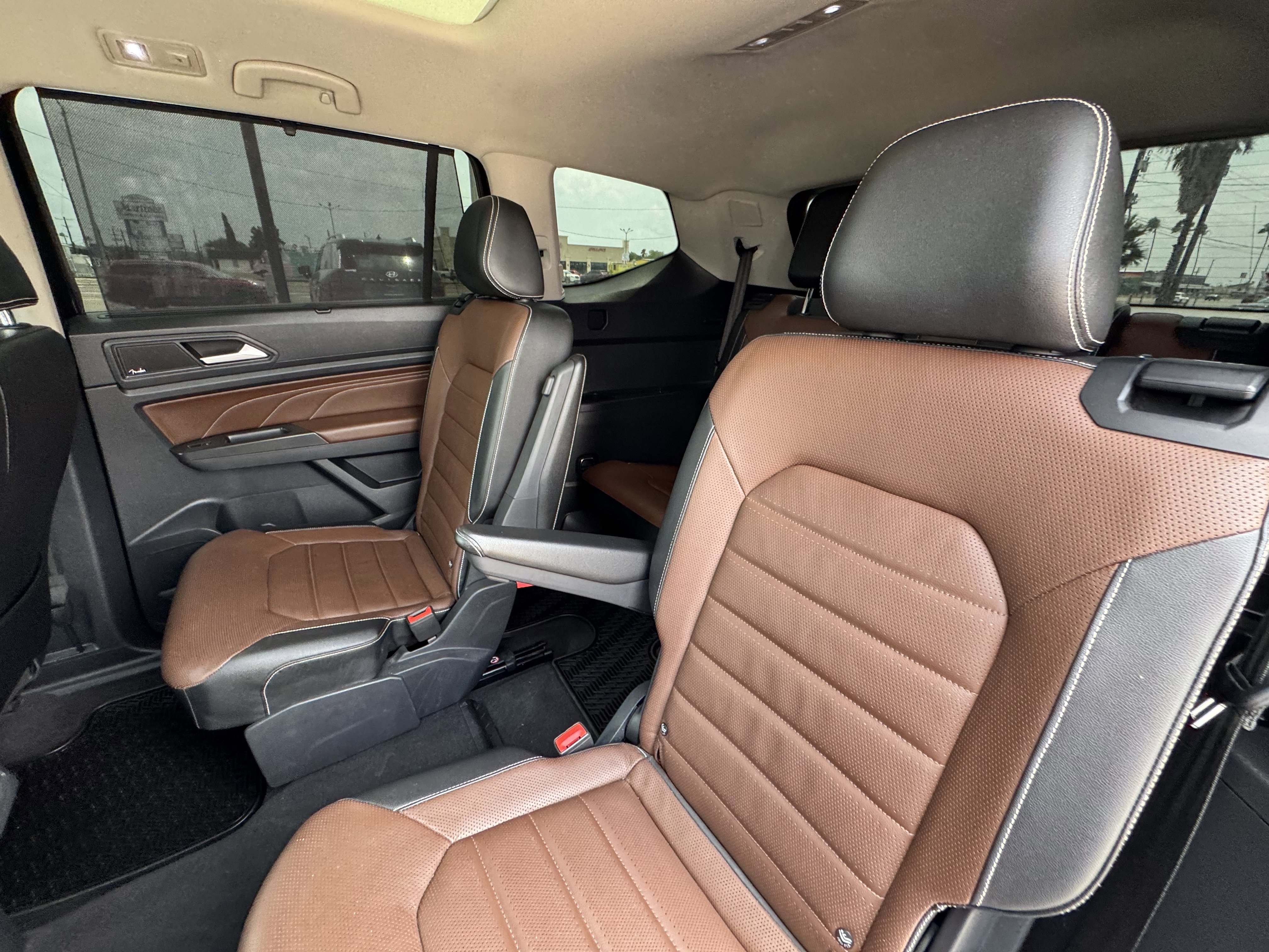 Used 2023 Volkswagen Atlas SEL Premium AWD/4WD image 26