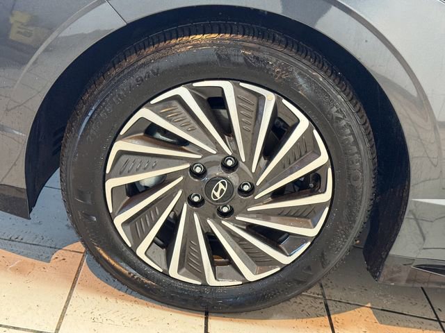 Used 2024 Hyundai Sonata SEL image 15