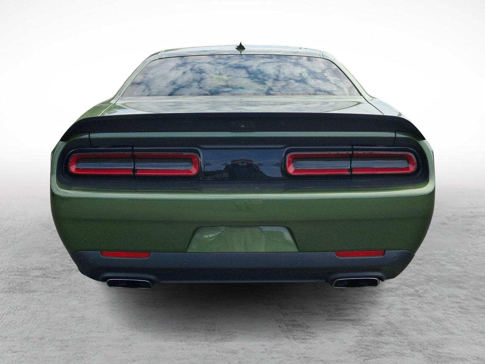 Used 2022 Dodge Challenger R/T Scat Pack RWD image 5