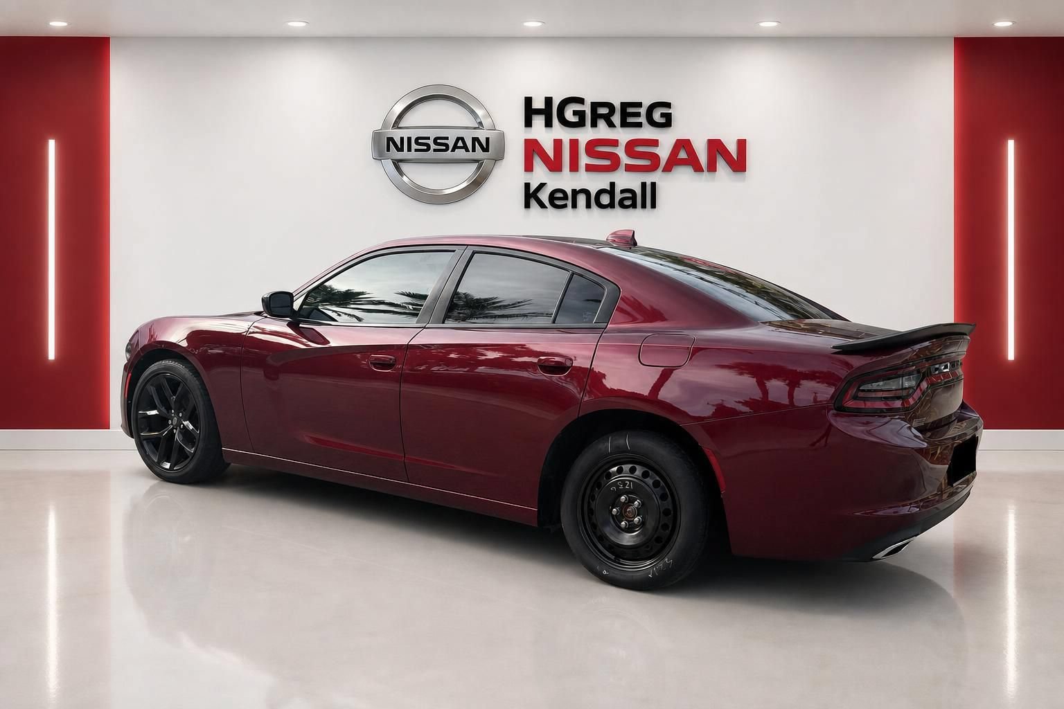 Used 2021 Dodge Charger SXT w/ Plus Group RWD image 2