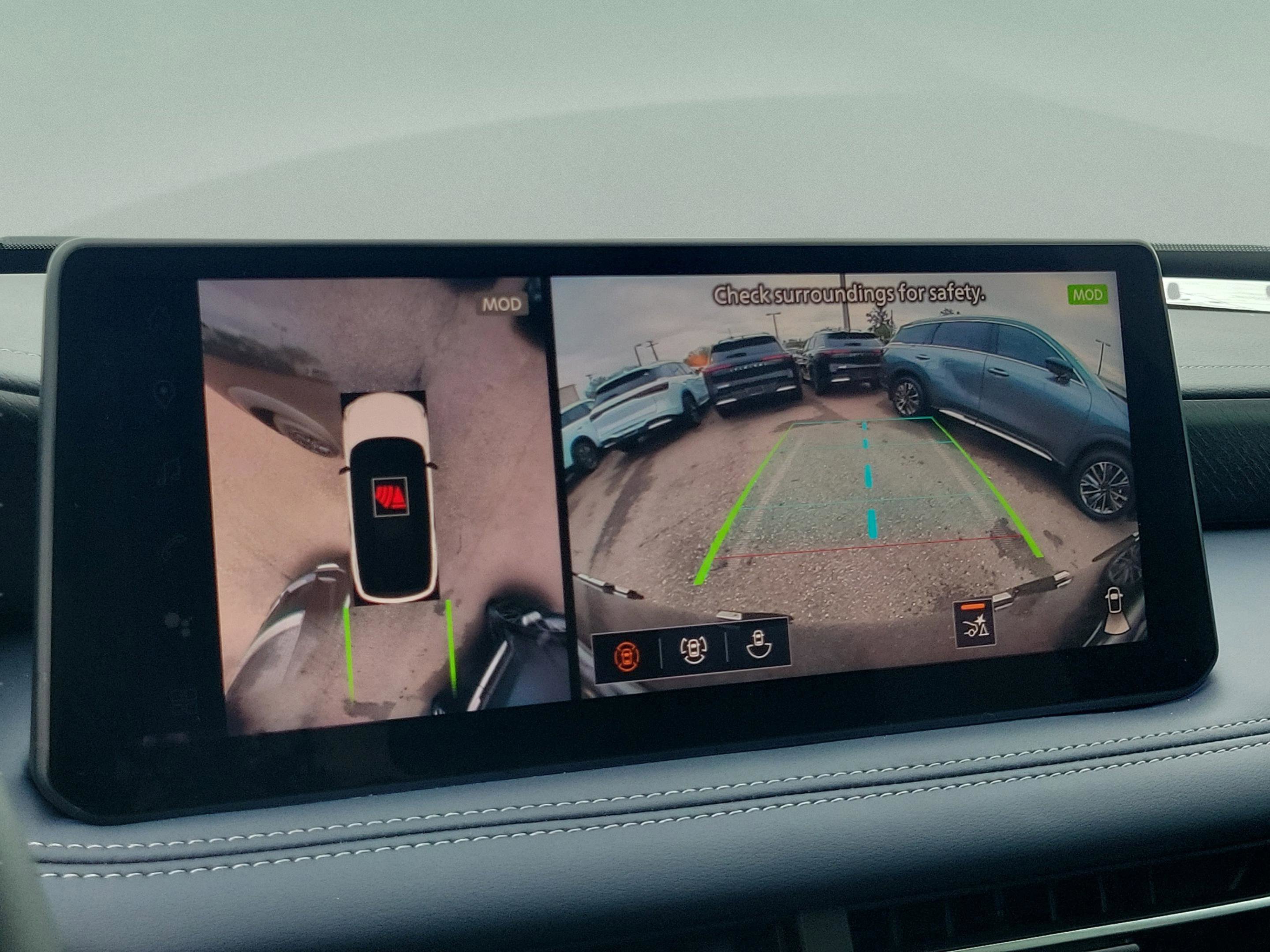 New 2026 INFINITI QX60 Sport w/ Dark Cargo Package image 21