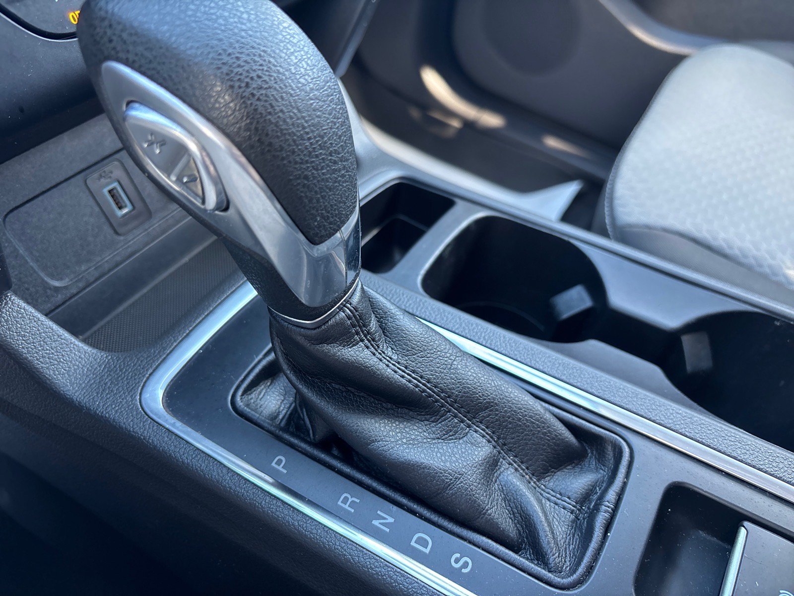 Used 2018 Ford Escape SE AWD/4WD image 36
