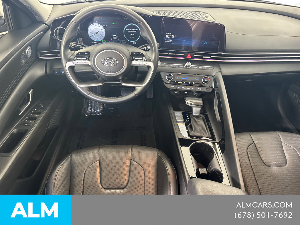 Used 2023 Hyundai Elantra Limited FWD image 25