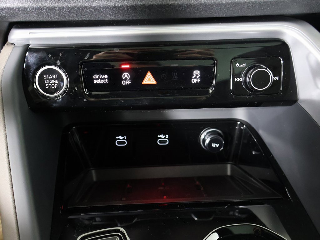 New 2025 Audi Q5 Prestige image 4