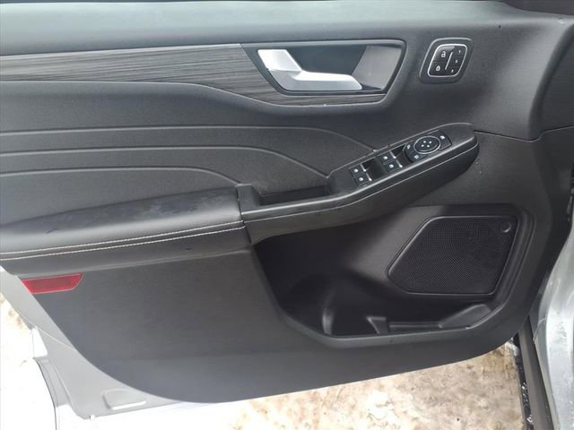 Certified 2023 Ford Escape Platinum image 13
