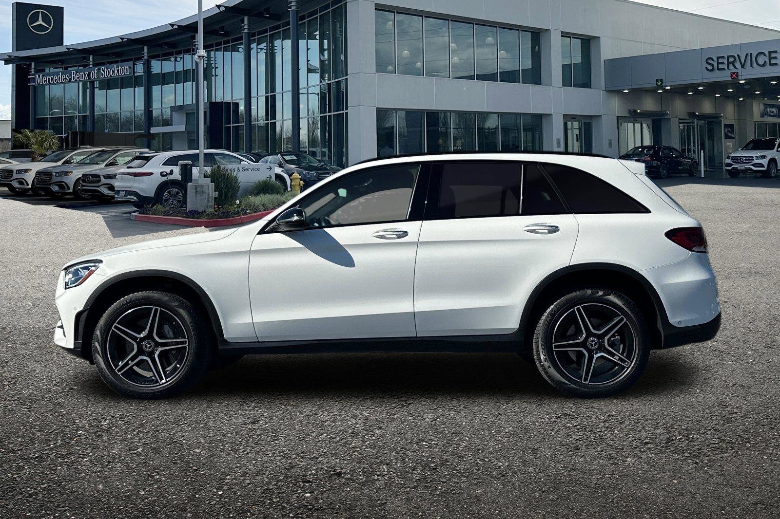 Used 2022 Mercedes-Benz GLC 300 4MATIC image 7