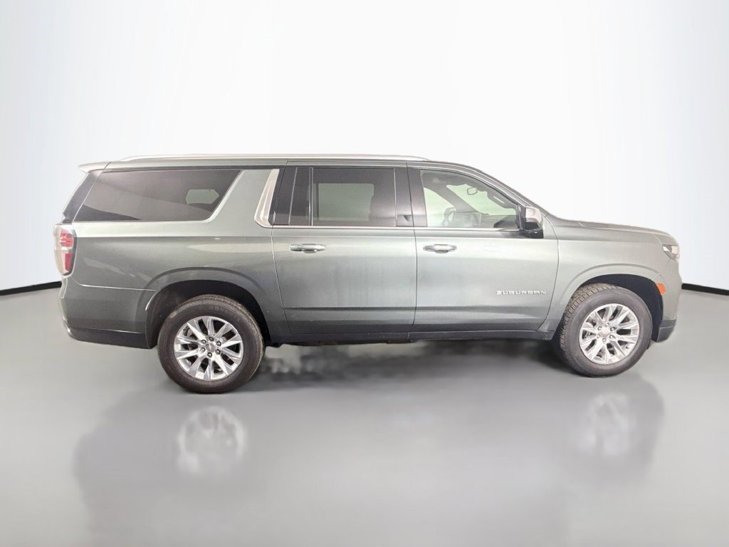 Used 2023 Chevrolet Suburban Premier AWD/4WD image 11