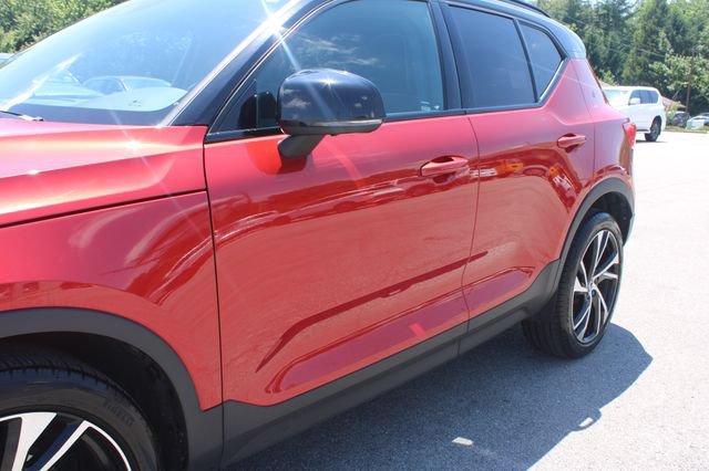 Used 2021 Volvo XC40 T5 R-Design w/ Advanced Package AWD/4WD image 46