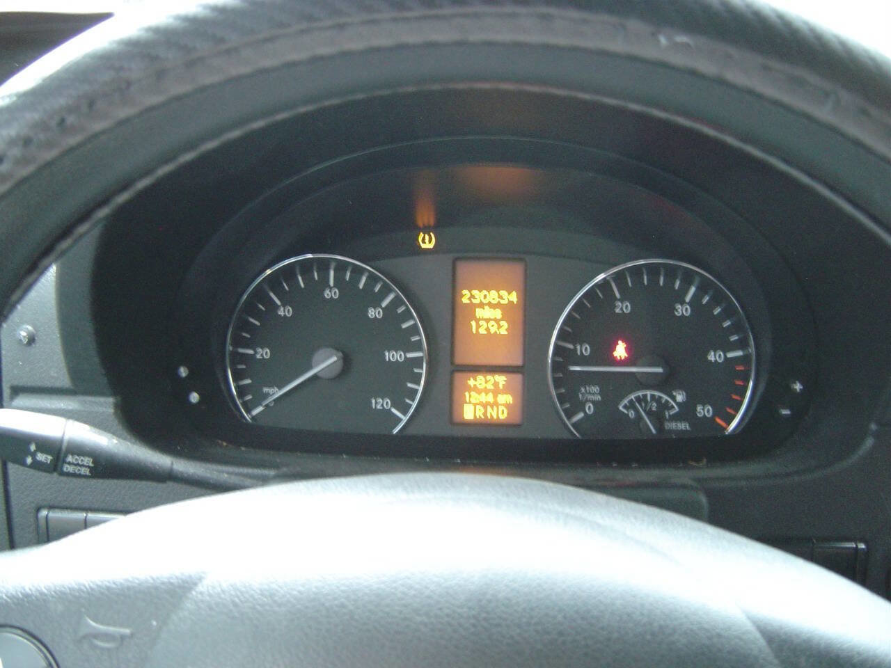 Used 2014 Mercedes-Benz Sprinter 2500 image 3