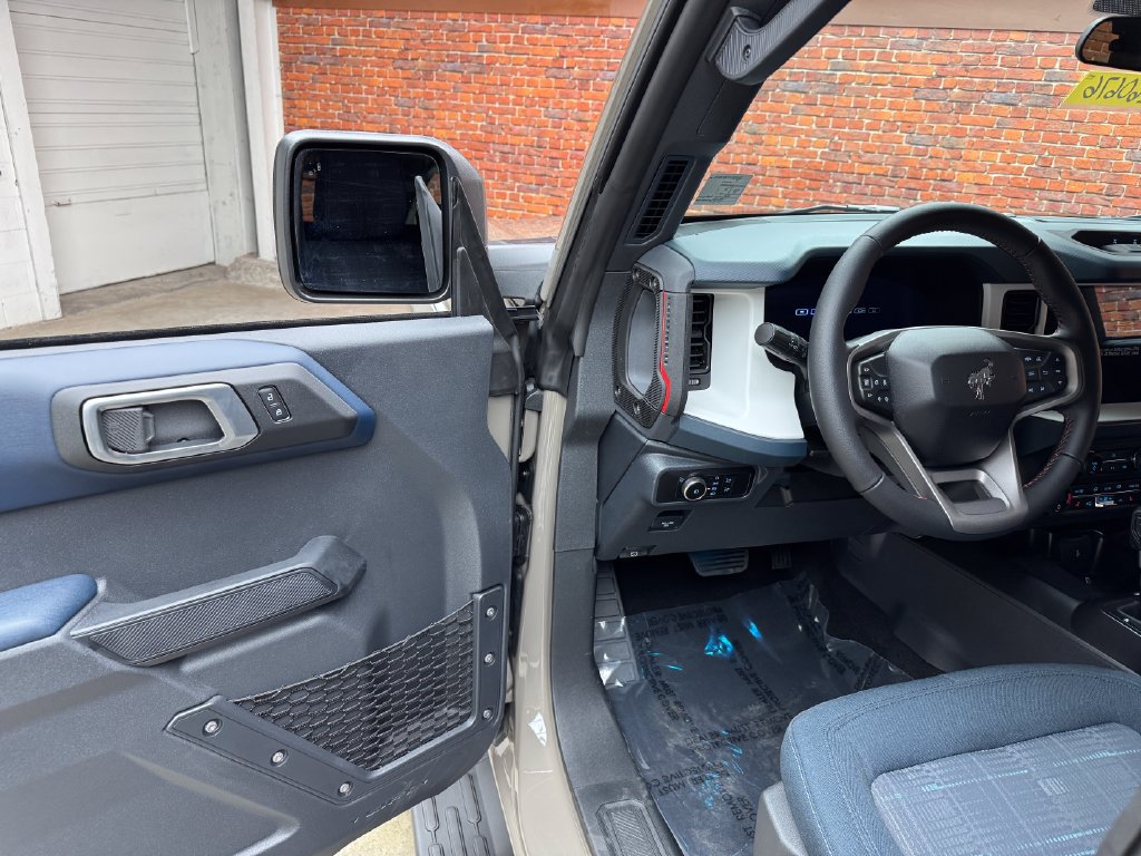 New 2026 Ford Bronco Heritage Edition AWD/4WD image 7