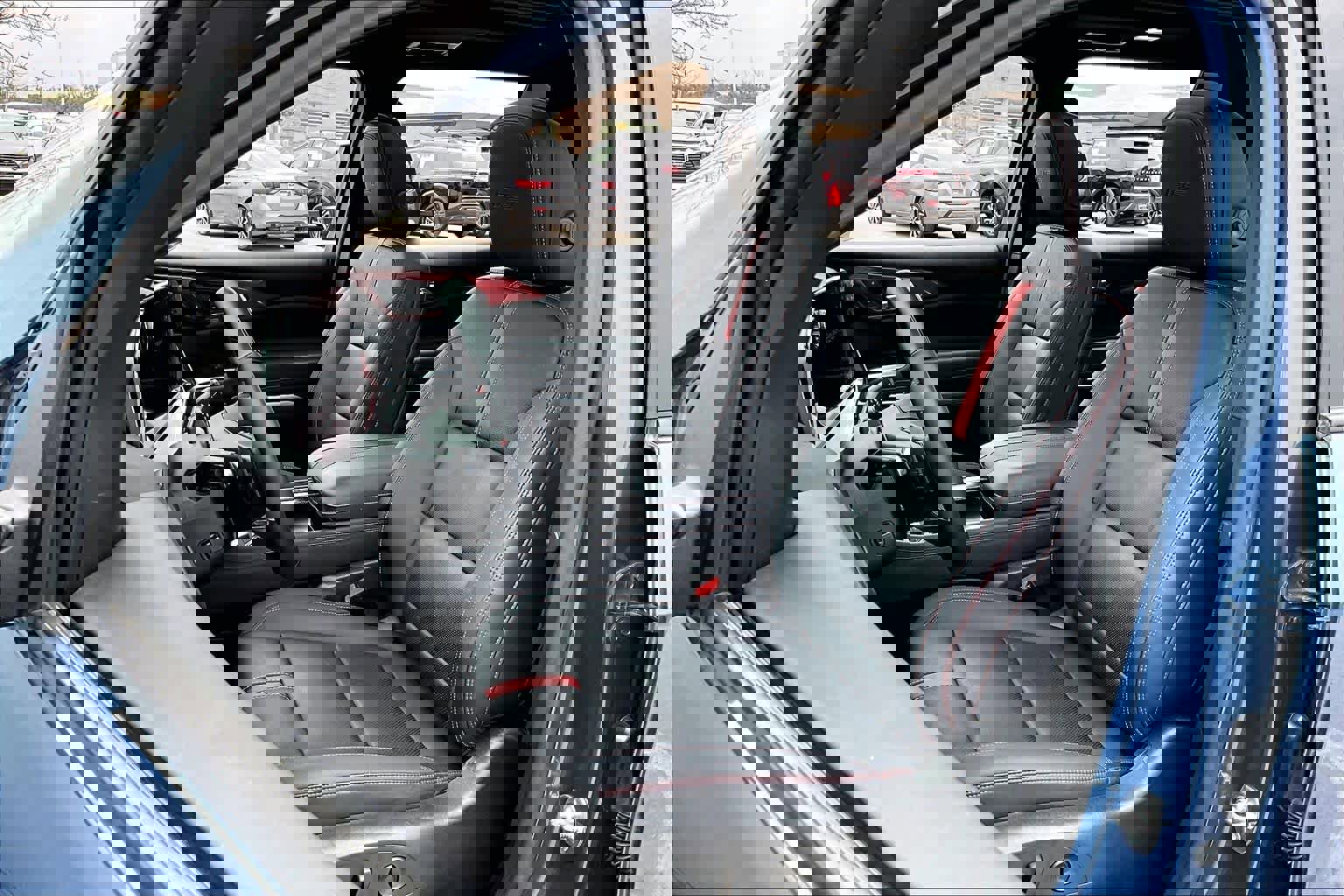 Used 2024 Chevrolet Traverse RS image 7