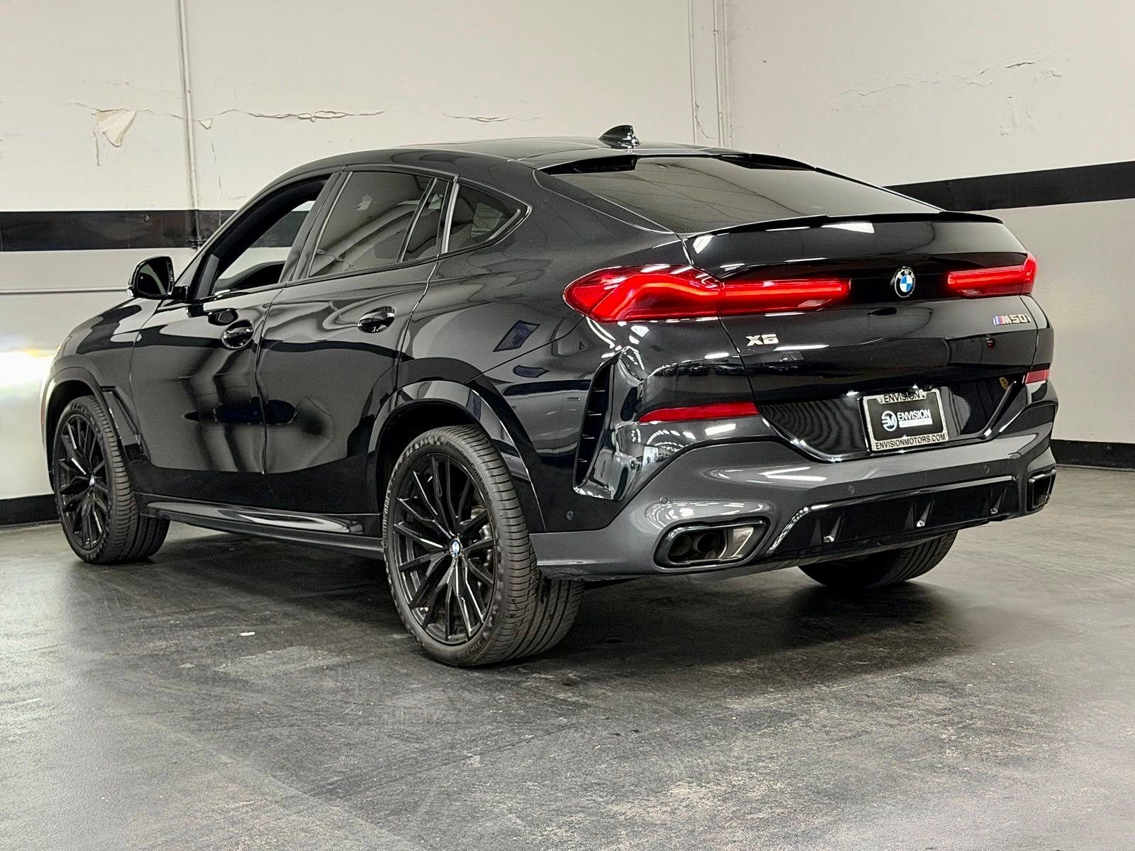 Used 2023 BMW X6 M50i w/ Executive Package image 10
