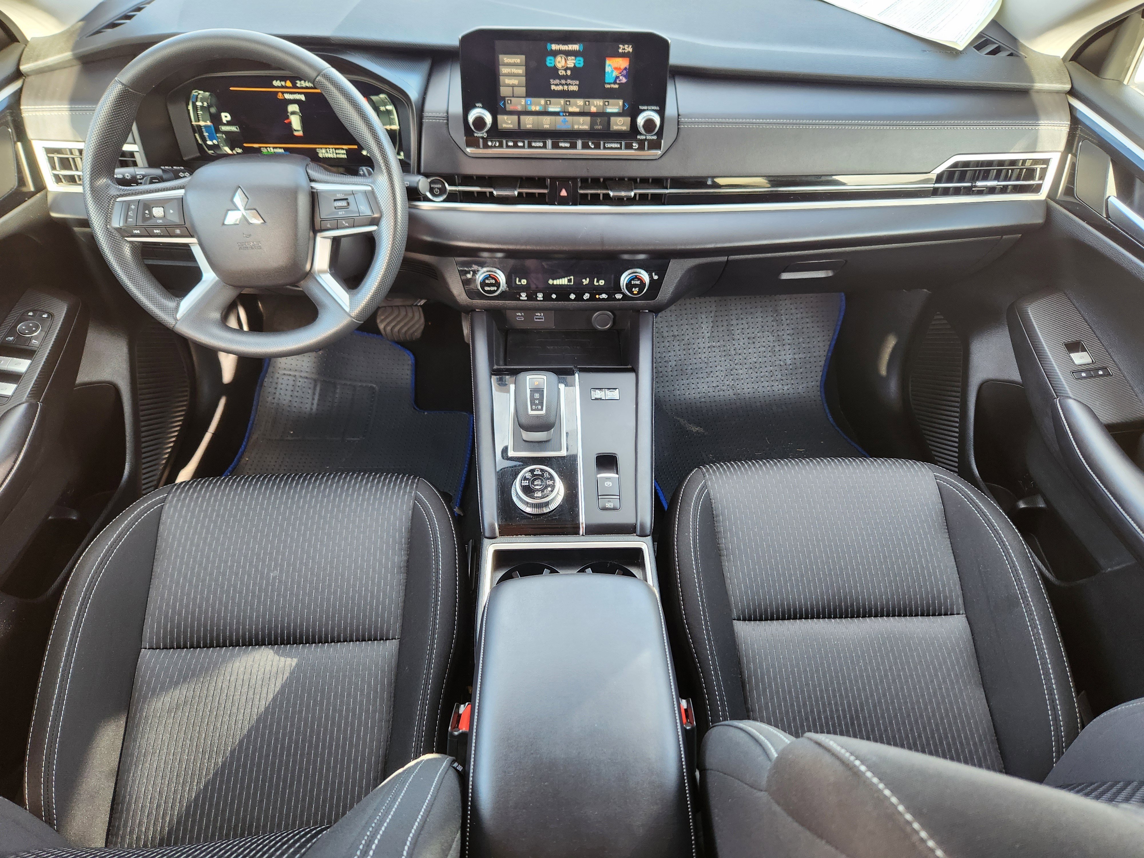 Used 2025 Mitsubishi Outlander ES AWD/4WD image 20