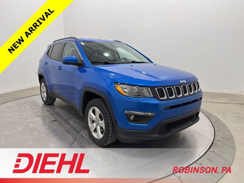 Certified 2019 Jeep Compass Latitude w/ Cold Weather Group image 1