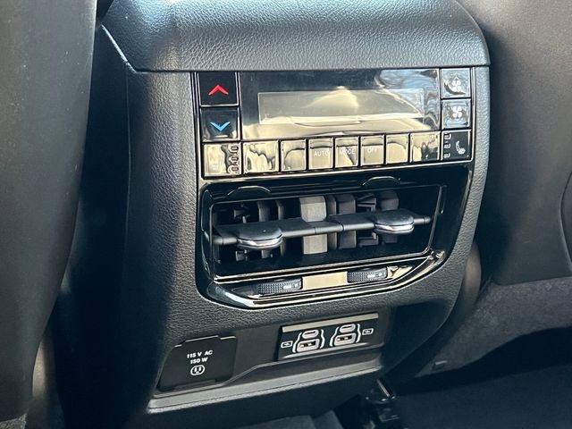 Used 2024 Jeep Grand Cherokee L Limited w/ Luxury Tech Group II image 40