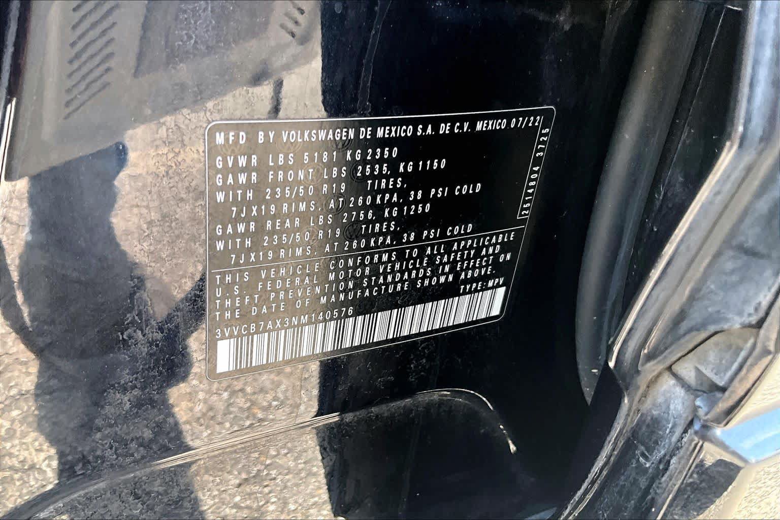 Used 2022 Volkswagen Tiguan SE R-Line FWD image 34