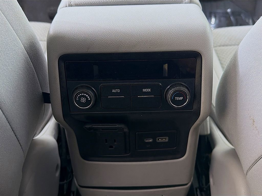 Used 2021 GMC Acadia SLE w/ Driver Convenience Package image 37