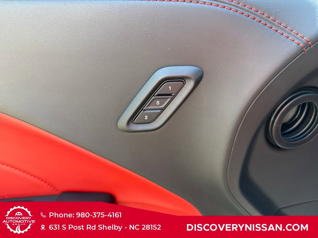 Used 2022 Dodge Challenger R/T Scat Pack w/ Dynamics Package RWD image 12