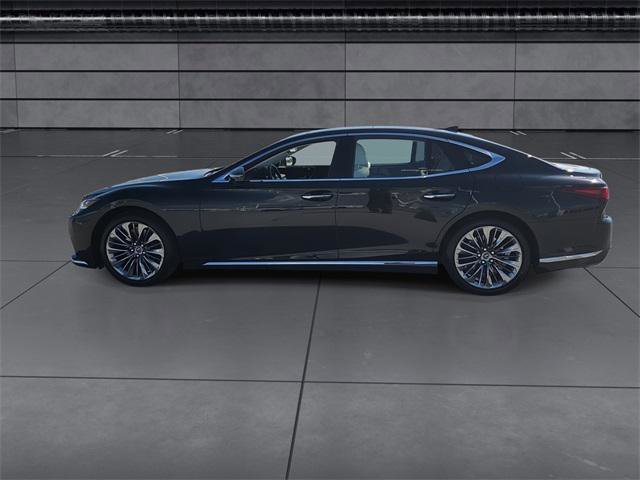 Certified 2022 Lexus LS 500 w/ Interior Upgrade Package image 5