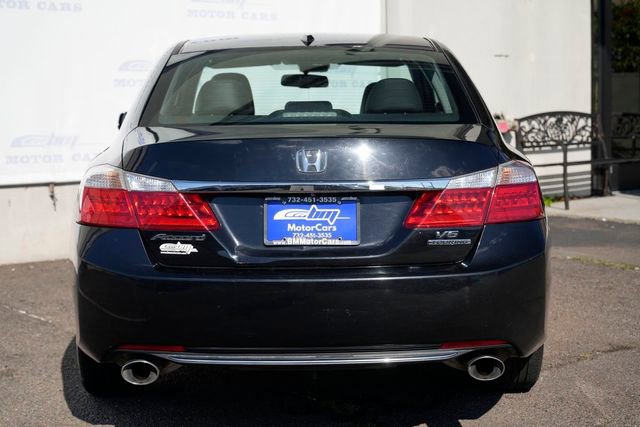 Used 2015 Honda Accord Touring image 6