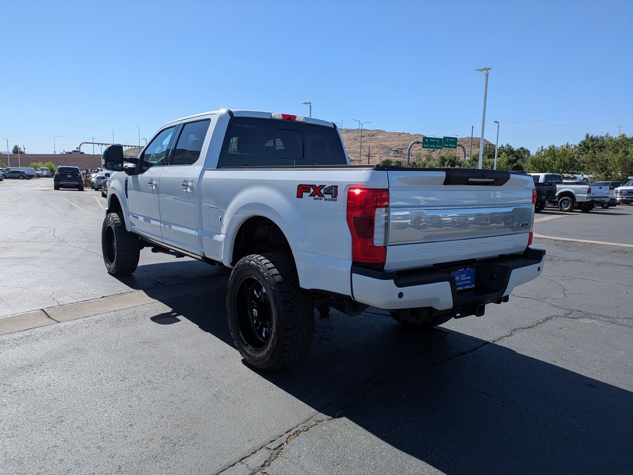 Certified 2019 Ford F350 Platinum w/ Platinum Ultimate Package AWD/4WD image 7