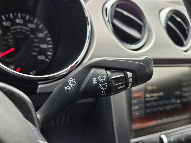 Used 2015 Ford Mustang GT Premium image 23