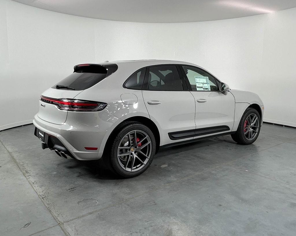 New 2026 Porsche Macan S AWD/4WD image 7