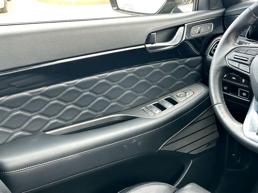 Used 2021 Hyundai Palisade Calligraphy image 30