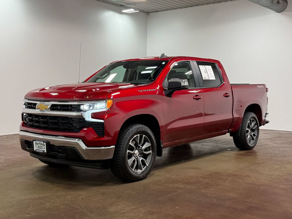Used 2023 Chevrolet Silverado 1500 LT AWD/4WD image 29