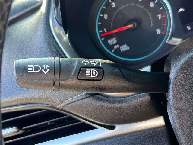 Certified 2023 Chevrolet Traverse LT w/ Rear Camera Mirror Package image 22