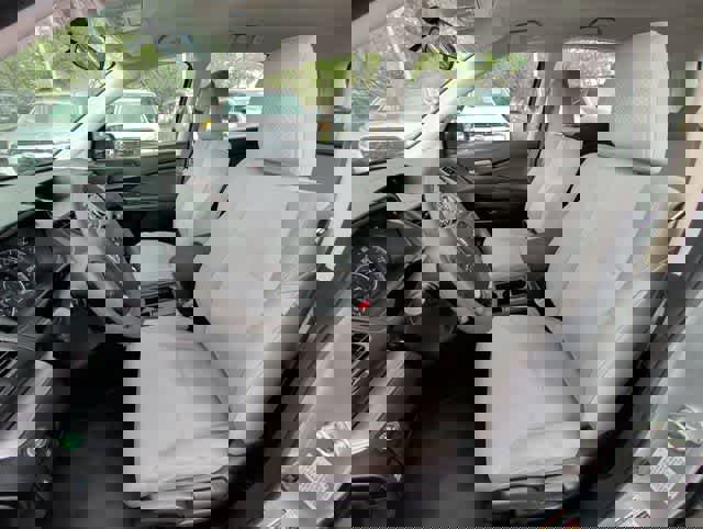 Used 2015 Honda CR-V LX image 13