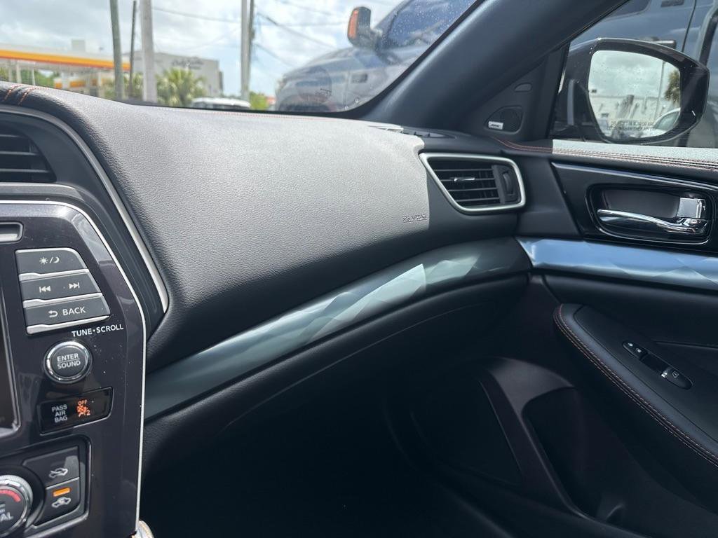 Used 2023 Nissan Maxima SR w/ Sport Mat Group FWD image 21