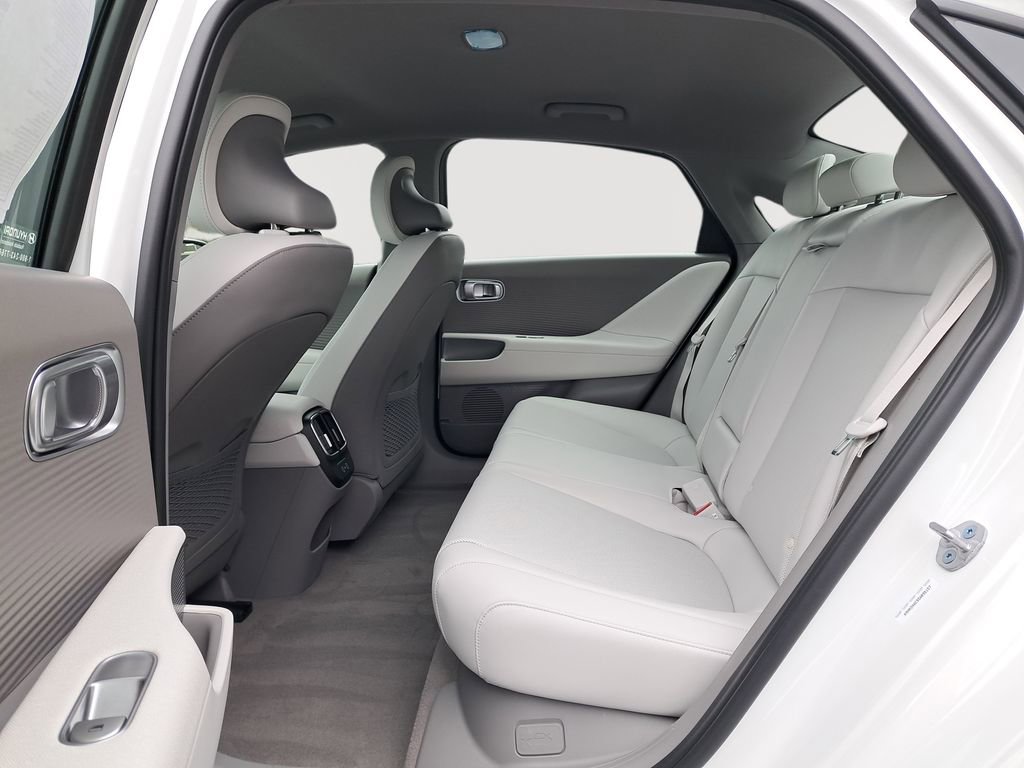 New 2025 Hyundai Ioniq 6 SEL AWD/4WD image 14