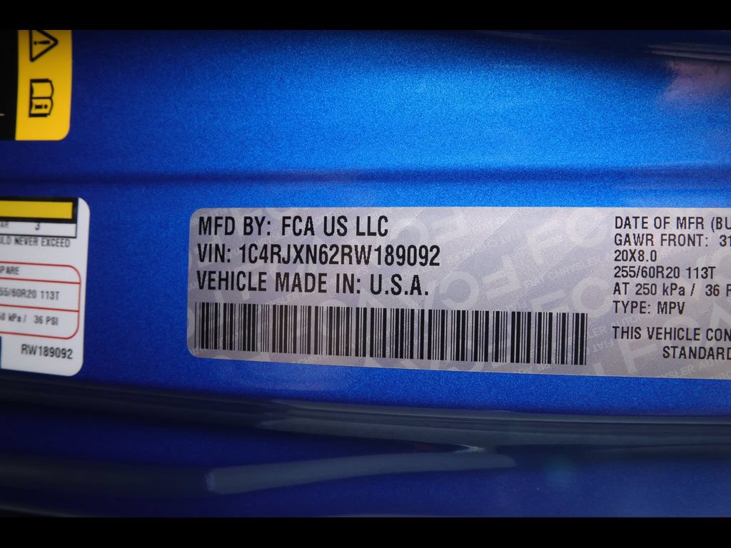 Certified 2024 Jeep Wrangler Unlimited w/ Convenience Group AWD/4WD image 29
