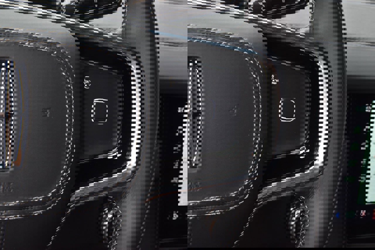 New 2025 Lincoln Navigator Reserve w/ Jet Appearance Package image 32