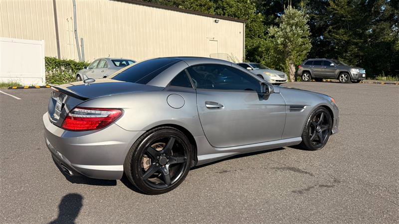 Used 2014 Mercedes-Benz SLK 250 SLK 250 w/ Sport Package image 7