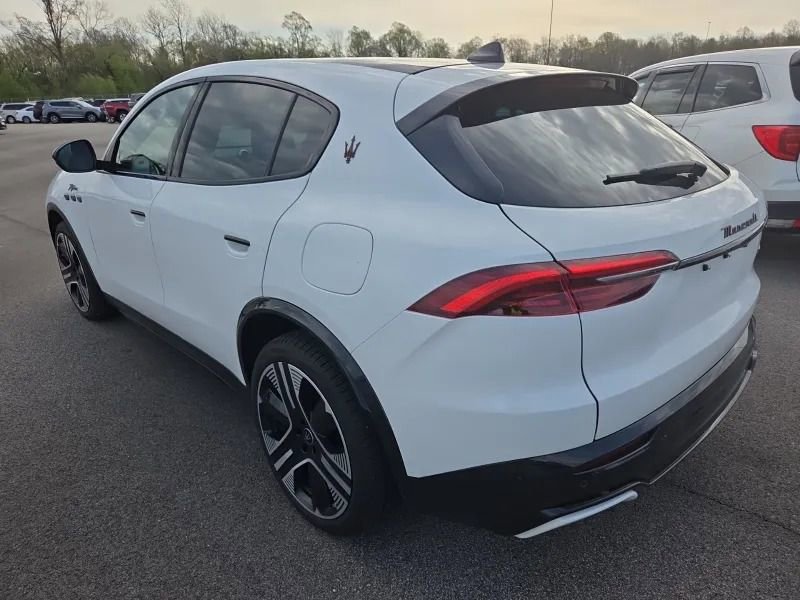 Used 2025 Maserati Grecale Folgore AWD/4WD image 4