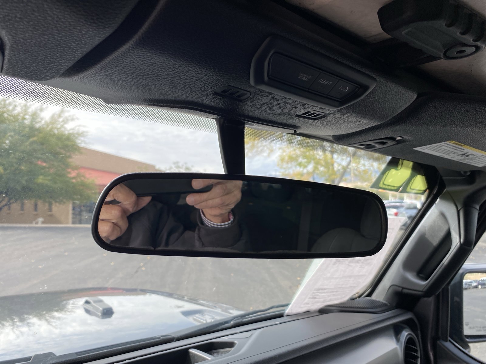 Used 2022 Jeep Wrangler Unlimited Sport image 16