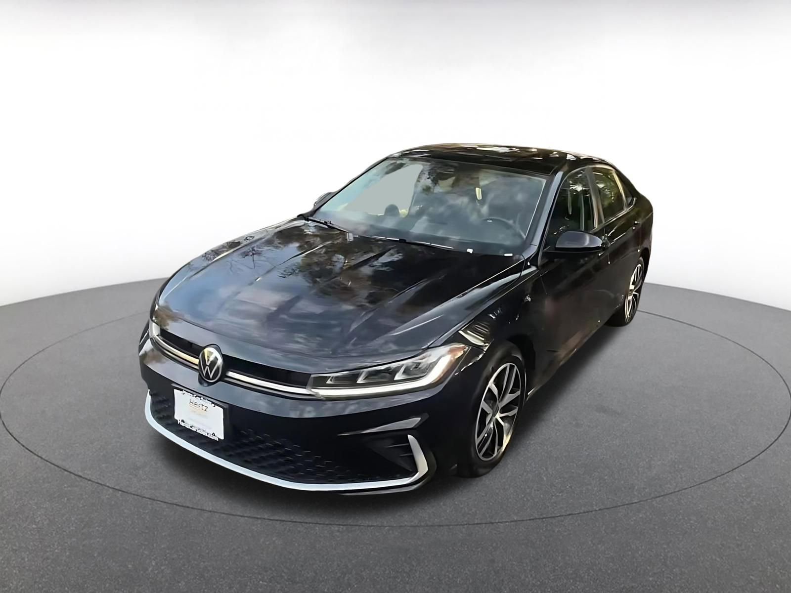 Used 2025 Volkswagen Jetta SE image 8