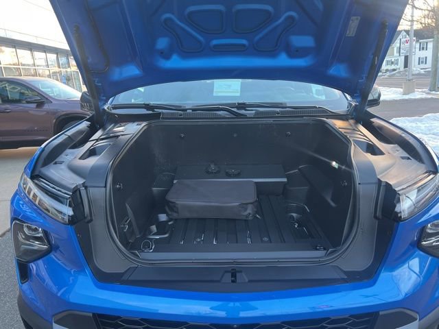 Used 2026 Chevrolet Silverado EV LT AWD/4WD image 15