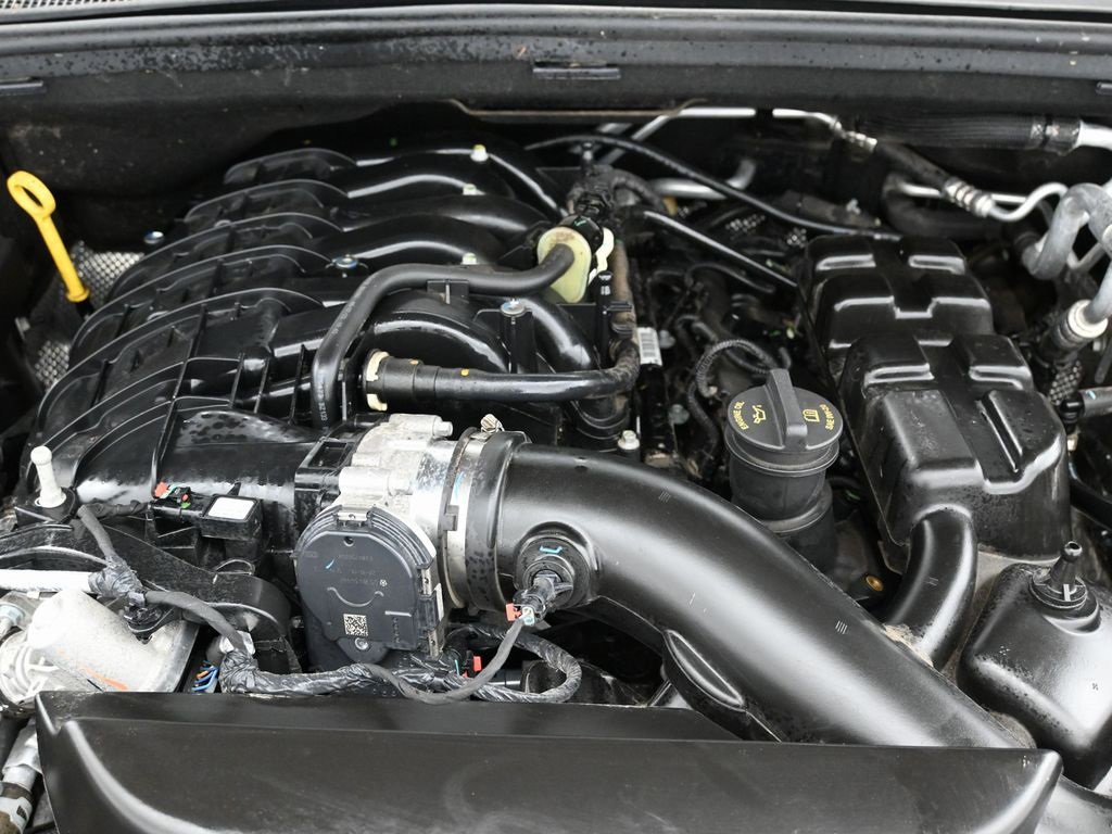 Used 2024 Dodge Durango GT image 43