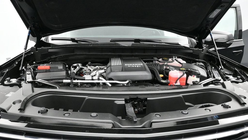 New 2026 Chevrolet Suburban LT w/ Comfort Package RWD image 17