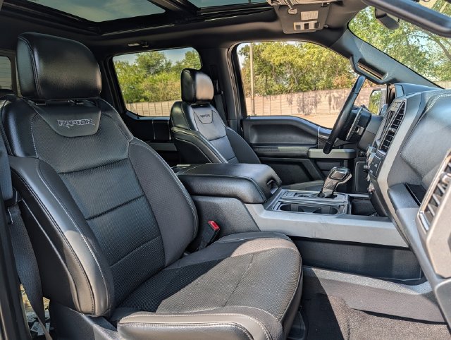 Used 2019 Ford F150 Raptor w/ Equipment Group 802A Luxury AWD/4WD image 25