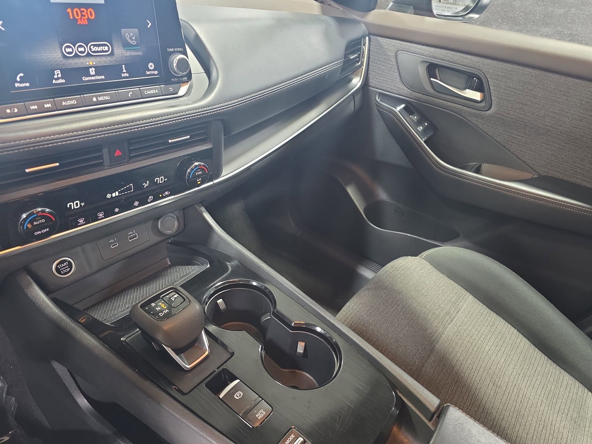 Used 2023 Nissan Rogue SV FWD image 25