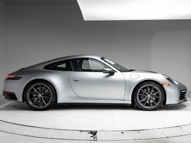 Certified 2024 Porsche 911 Carrera T RWD image 34