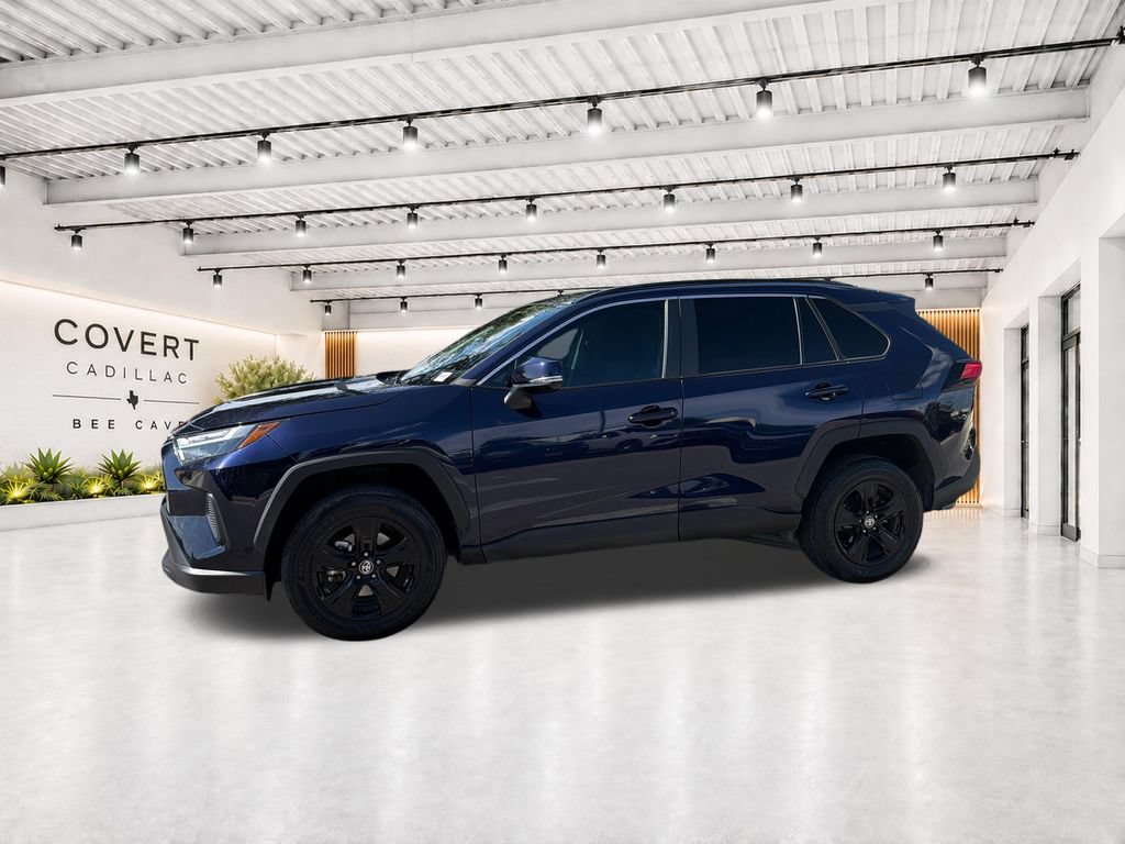 Used 2024 Toyota RAV4 XLE FWD image 5